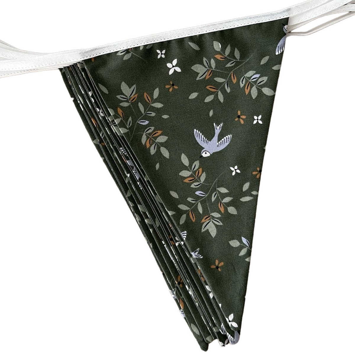 BINK Bedding Stoffen Slinger - Vlaggenlijn Merel model XXL (10 mtr, 21 vlaggetjes) - groen - zachtgroen - jade - lila - caramel - vogel - bloemen - feest - verjaardag - kinderfeest - decoratie - party