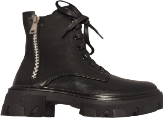 SALINYANG BLACK-PU BOOTS WITH ZIPPER AND LACES. BLACK SOLE SIZE 39