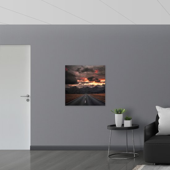 WallClassics - Bois - Large route vers les montagnes - 80 x 80 cm - Épaisseur 12 mm - Photo sur bois (avec système de suspension)