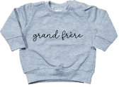 Sweater voor kind - Grand Frère - Grijs - Maat 92 - Big Brother - Ik word grote broer - Familie uitbreiding - Boy - Zwangerschapsaankondiging - Zwanger - Pregnant - Pregnancy announcement