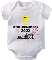 Hospitrix Baby Rompertje met Tekst "MAX Wereldkampioen 2022" R7 - Maat S - 0-3 maanden - 50/56- go max - Korte Mouw - Cadeau - Zwangerschap - Aankondiging -  Verstappen - Romper