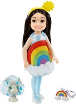 Bol.com Barbie Club Chelsea - Meisje met Regenboog Jurkje - 15 cm - Minipop aanbieding
