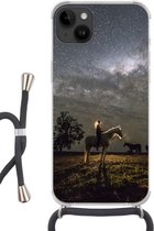 Geschikt voorApple Iphone 14 Plus - Crossbody Case - Paard - Vrouw - Sterrenhemel - Siliconen - Crossbody - Backcover met Koord - Telefoonhoesje met koord - Hoesje met touw