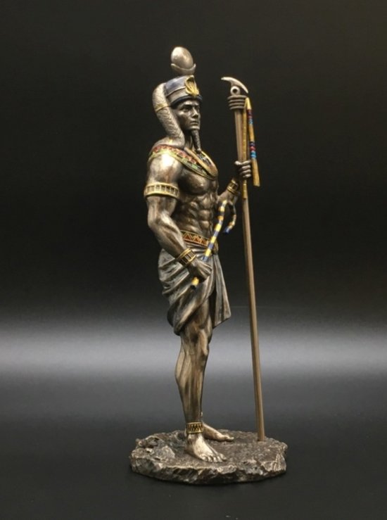 Design Toscano Apis the Bull, Egyptian God of Force Bust Statue, 26.5cm