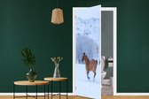 Deursticker Paarden - Sneeuw - Winter - 80x205 cm - Deurposter