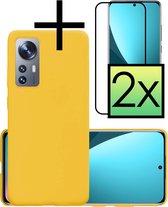 Hoes Geschikt voor Xiaomi 12 Pro Hoesje Cover Siliconen Back Case Hoes Met 2x Screenprotector - Geel