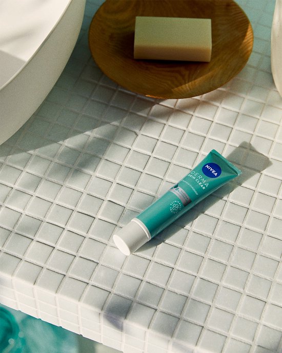 NIVEA DERMA Skin Clear Dagelijkse Nacht Exfoliant