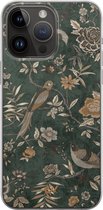 Hoesje geschikt voor Apple iPhone 14 Pro Max - Khaki Golden Flowers - Bloemen - Groen - Apple Soft Case Telefoonhoesje - TPU Back Cover - Casevibes