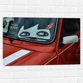 WallClassics - Muursticker - Tekening op Rode Auto - 75x50 cm Foto op Muursticker