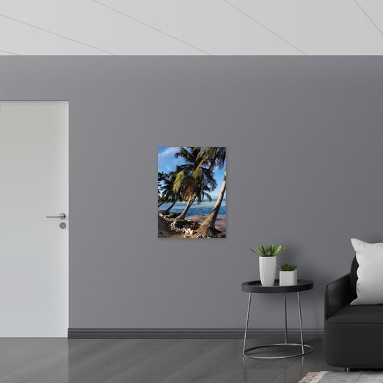 PVC Schuimplaat- Schuine Palmbomen op het Strand - 60x80 cm Foto op PVC Schuimplaat