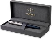 Parker 51-vulpen | Donkerblauwe behuizing met chromen afwerking | Medium penpunt met zwart inktpatroon | Geschenkverpakking