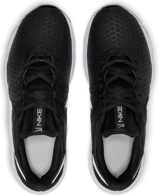 nike legend essential 2 running