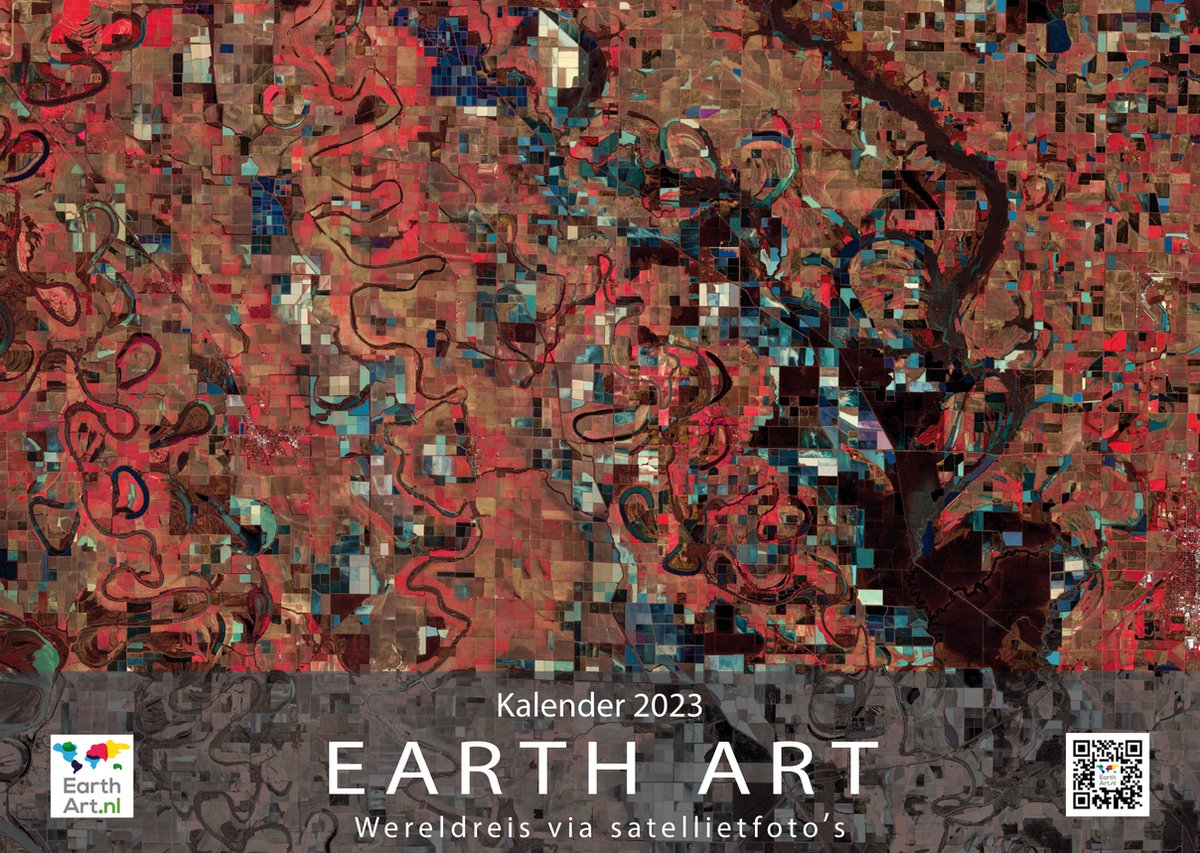 Earth Art kalender 2023 - Grote fotokalender met satellietfoto's - liggend A3 formaat - extra grote foto's