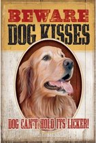 Wandbord - Beware Dog Kisses