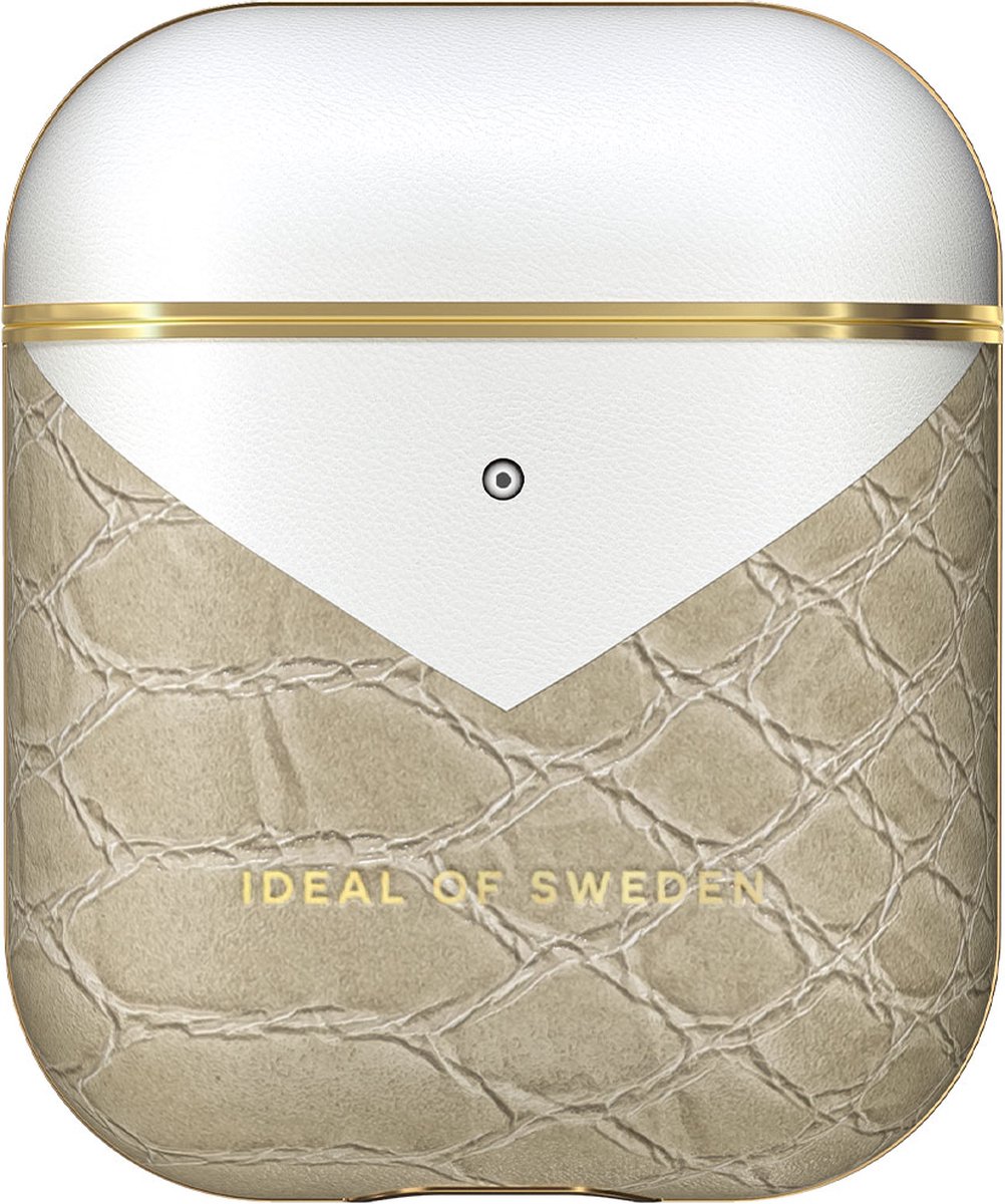iDeal of Sweden AirPods Case PU voor 1st & 2nd Generation Wild Cameo