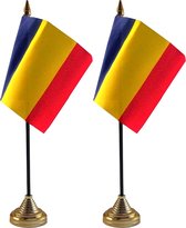2x Roemenie tafelvlaggetjes 10 x 15 cm met standaard - Versiering