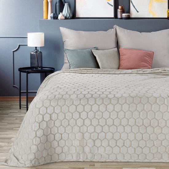 Oneiro's Luxe Plaid ZOE Type 2 gris clair - 150 x 200 cm - séjour - intérieur - chambre - couverture - cosy - polaire - couvre-lit