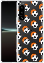 Sony Xperia 5 IV Hoesje Soccer Ball Orange Shadow Designed by Cazy