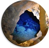 WallClassics - Dibond Muurcirkel - Grot met Blauw Water - 40x40 cm Foto op Aluminium Muurcirkel (met ophangsysteem)