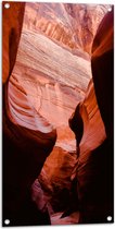 WallClassics - Tuinposter – Antelope Canyon Ravijn - 50x100 cm Foto op Tuinposter  (wanddecoratie voor buiten en binnen)