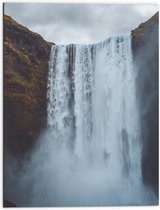 WallClassics - Dibond - Spetterende Waterval  - 60x80 cm Foto op Aluminium (Met Ophangsysteem)