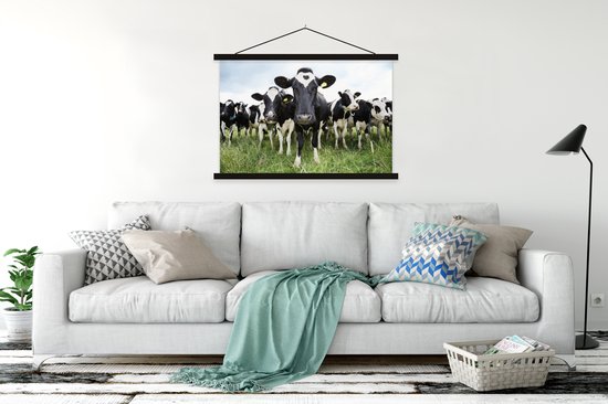 Vaches d'affilée dans l'herbe affiche textielposter lattes noir 150x100 cm - Tirage photo sur plaque scolaire (décoration murale salon / chambre)