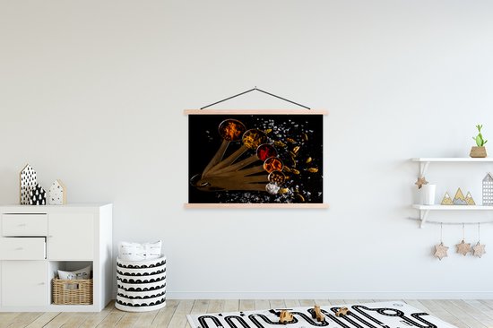 Porte-affiche avec affiche - Affiche scolaire - Herbes - Cuillères - Sel - Épices - Zwart - 150x100 cm - Lattes blanches