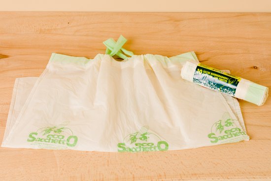 Sac poubelle biodégradable compostable 30L avec cordon de serrage. Pack de  4 rouleaux.