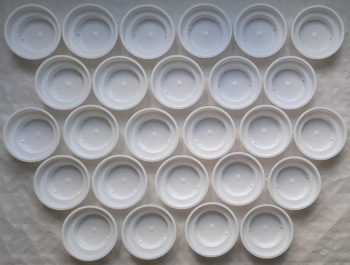 25 x Witte Kunststof Schaaltjes - Ø 12 cm – Hoogte 3.5 cm - Kerststukje maken -Bloemstukje maken-Paasstukje maken- Lentestukje-Herfststukje-Zomer stukje-OAS-006