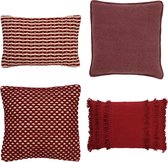 Dutch Decor - Set van 4 sierkussens - rood - 1x DENLEY - 1x DANA - 1x FARA - 1x BOWIE - inclusief polyester - trendy woonkussensvulling - luxe stoffen - katoen