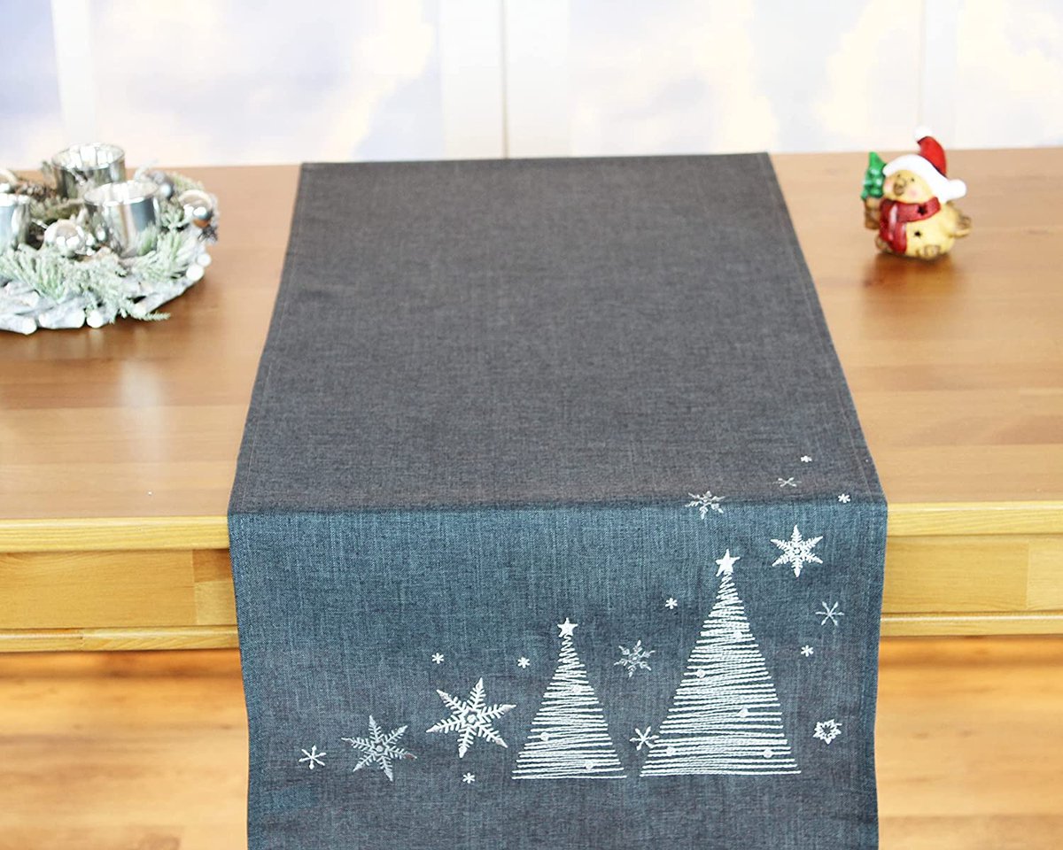 KAMACA Serie ijskristallen hoogwaardig tafelkleed met filigraan borduurwerk, eyecatcher winter Kerstmis (antraciet, dennenbomen tafelloper 40 x 150)