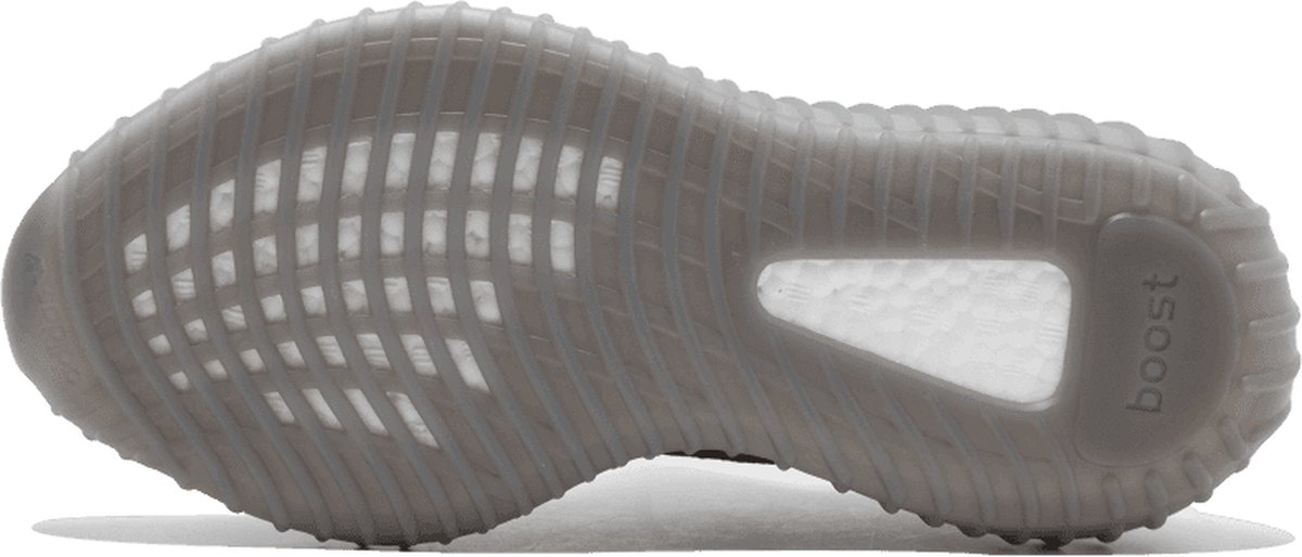 yeezy 350 v2 beluga 2.0