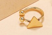 Mini ear cuff driehoekje | goud gekleurd