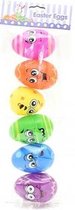 24x stuks Smiley Paaseieren regenboog om te vullen 8 cm - Paasversiering / Paasdecoratie / Pasen thema