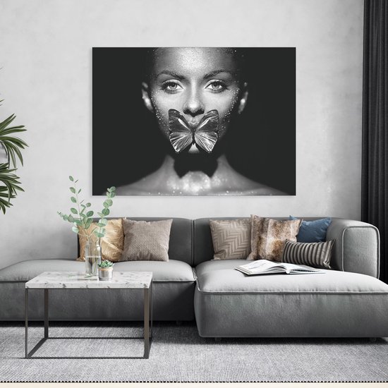 Canvas Schilderij - Butterfly Woman- 90 x 60 cm - PosterGuru.nl