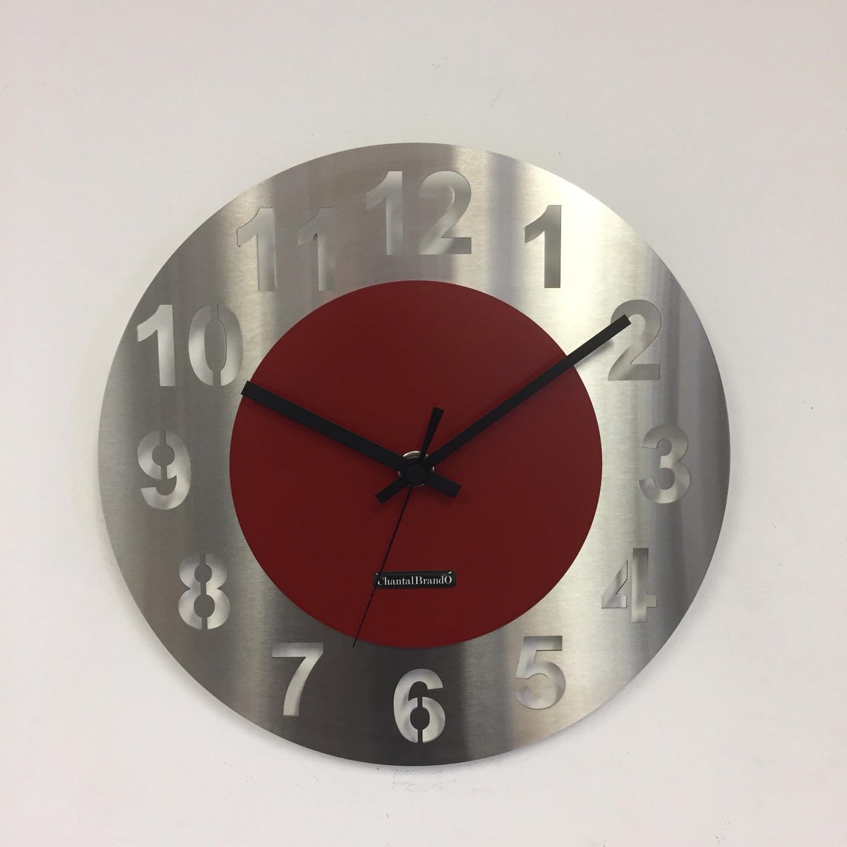 Wandklok NEW AMSTERDAM Red Circle Modern Dutch Design