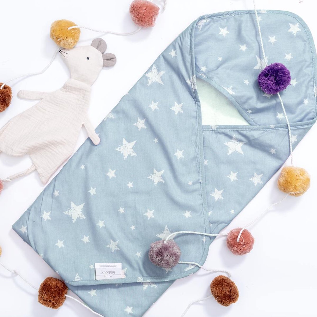 Little Hibboux Star badcape wit/blauw 75x75 sterren Little Hibboux Star badcape wit/blauw 75x75 sterren