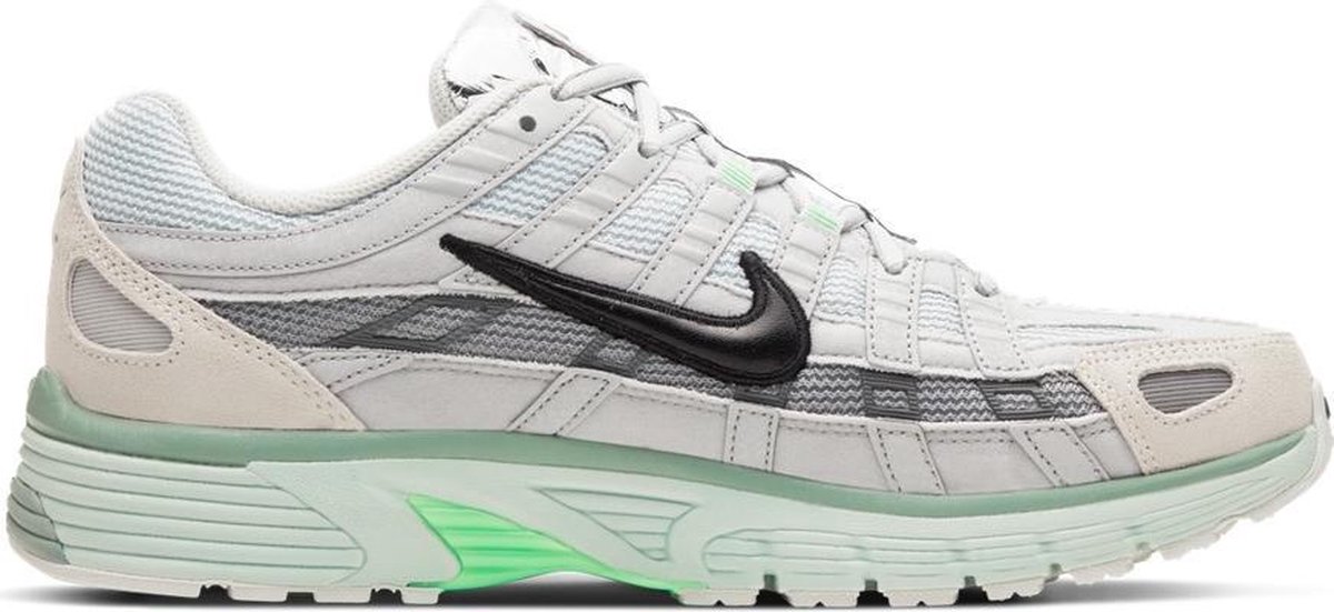 Sneakers Nike P-6000 - Maat 42.5 | bol.com