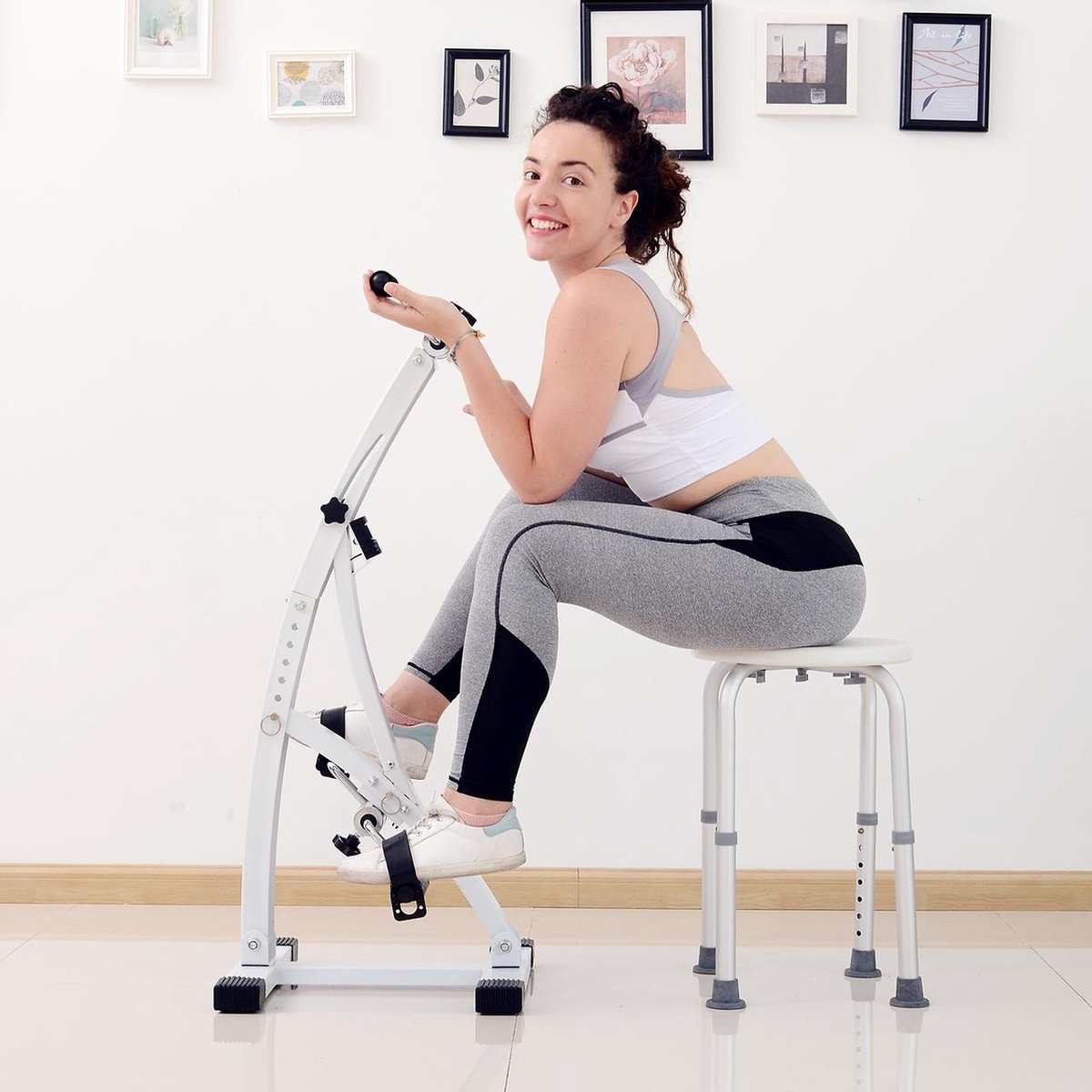 Afbeelding 3 van Hometrainer senioren - Fietstrainer - Fitness - Wit - 41 x 50 x 96 cm