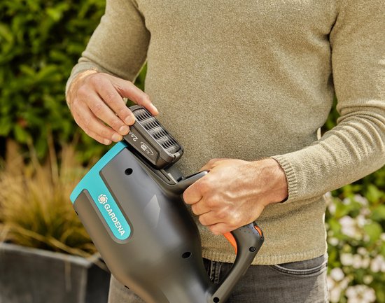 GARDENA PowerJet accu bladblazer - 18V P4A set - 100 km/h - Incl. accu en lader