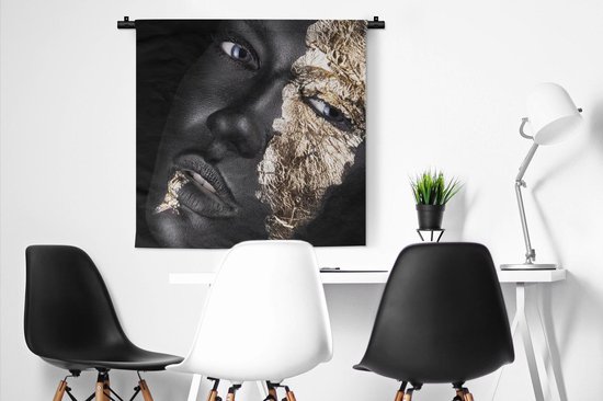 Tapisserie Noir & Or - Femme foncée avec parties dorées Tapisserie coton 90x90 cm - Tapisserie avec photo