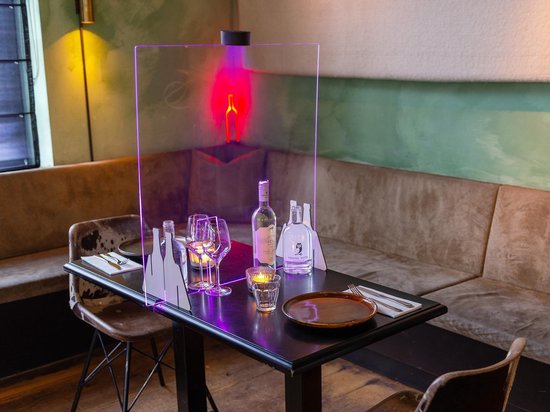 Wijnscherm met Verlichting | Proostscherm | Plexiglas Tafelscherm | Plexiglas scherm | Horecascherm | Restaurantscherm | Horeca scherm | Restaurant scherm | 66 x 74 cm