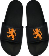 Cadeau Kerstmis - Cadeau Kerst - WK 2022 - Qatar 2022 -Nederlands Elftal - Oranje - EK - WK- Badslippers - Cadeau Badslippers 37