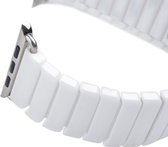 By Qubix Schakelarmband Keramisch bandje - Wit - Geschikt voor Apple Watch 38mm - 40mm - 41mm - Compatible Apple watch bandje - smartwatch bandje