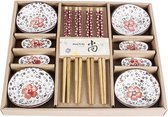 Winkrs | Sushi set voor 4 personen - Rood - Keramiek Japans servies; kommetjes, bamboe eetstokjes en stokjeshouders