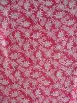 Hamamdoek, pareo, sarong, saunadoek, wikkeldoek,  lengte 115 cm breedte 165 cm bladeren ananas kleuren roze wit versierd met franjes.