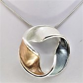 Hanger R-Design, ronde sierlijk krul Art, ivoor, brons, grijs en zilverkleur rand.