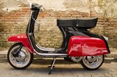 Tuinposter - Scooter - Vespa in rood / zwart   160 x 240 cm.