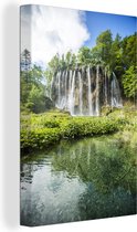 Chutes d'eau dans la forêt du parc national des lacs de Plitvice Toile 60x90 cm - Tirage photo sur toile (Décoration murale salon / chambre)