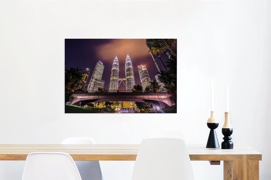 Beau ciel violet sur les tours Petronas Toile 60x40 cm - Tirage photo sur toile (Décoration murale salon / chambre)